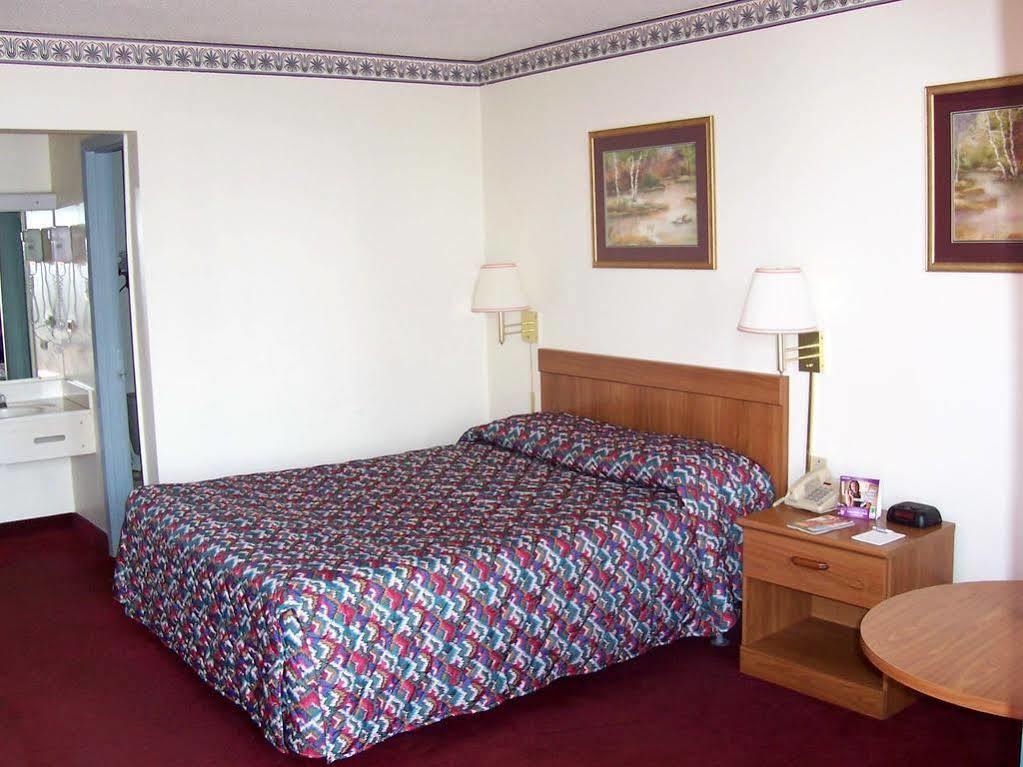 Budget Host Inn Columbia Camera foto